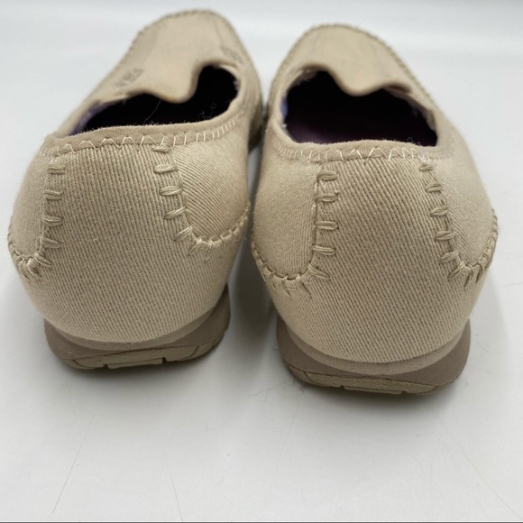 Skechers Relaxed Fit Memory Foam Slip On Shoes Women's Size 6.5 Tan - Picture 4 of 11